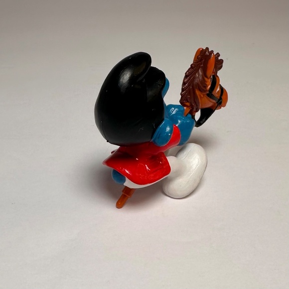 Vintage Hobby Horse Smurf Figurine – Schleich Bully – Peyo – W. Germany - Picture 4 of 7